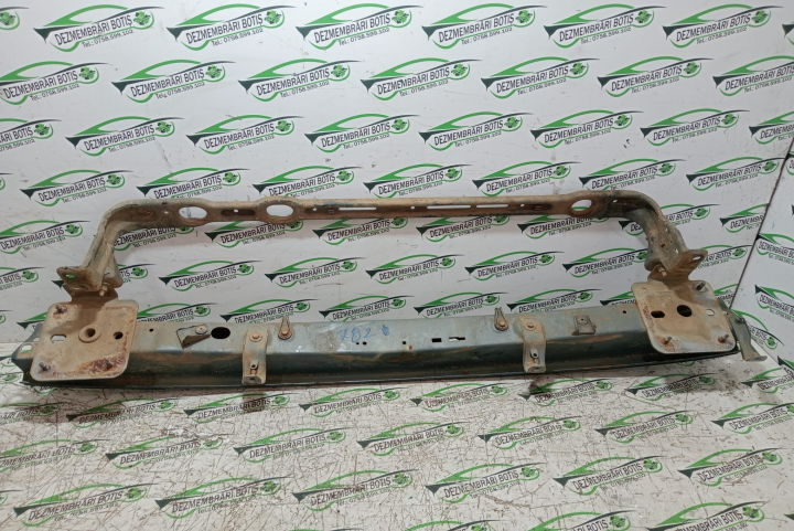 Armatura / Intaritura bara fata Ford Focus  [1998 - 2004] wagon 5-usi 1.8 MT (116 hp)