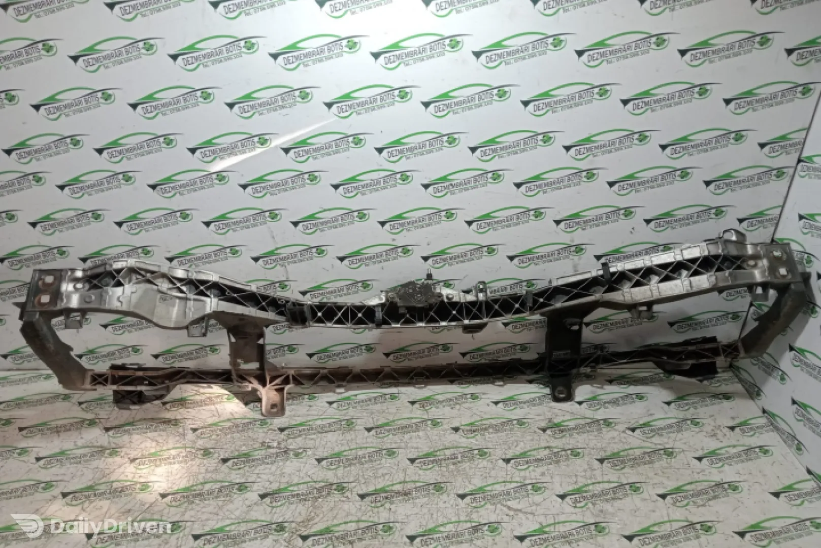 Trager / Calandru Ford Focus 2 [2004 - 2008] wagon 5-usi 1.6 TDCi MT (109 hp)