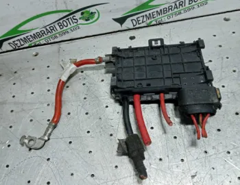 Siguranta Volkswagen VW Golf 4 [1997 - 2006] Hatchback 5-usi 1.4 MT (75 hp)