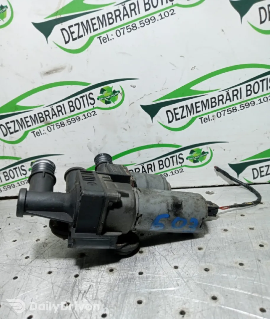 Pompa recirculare apa BMW Seria 3 E46 [1997 - 2003] Sedan 4-usi 318i AT (118 hp)