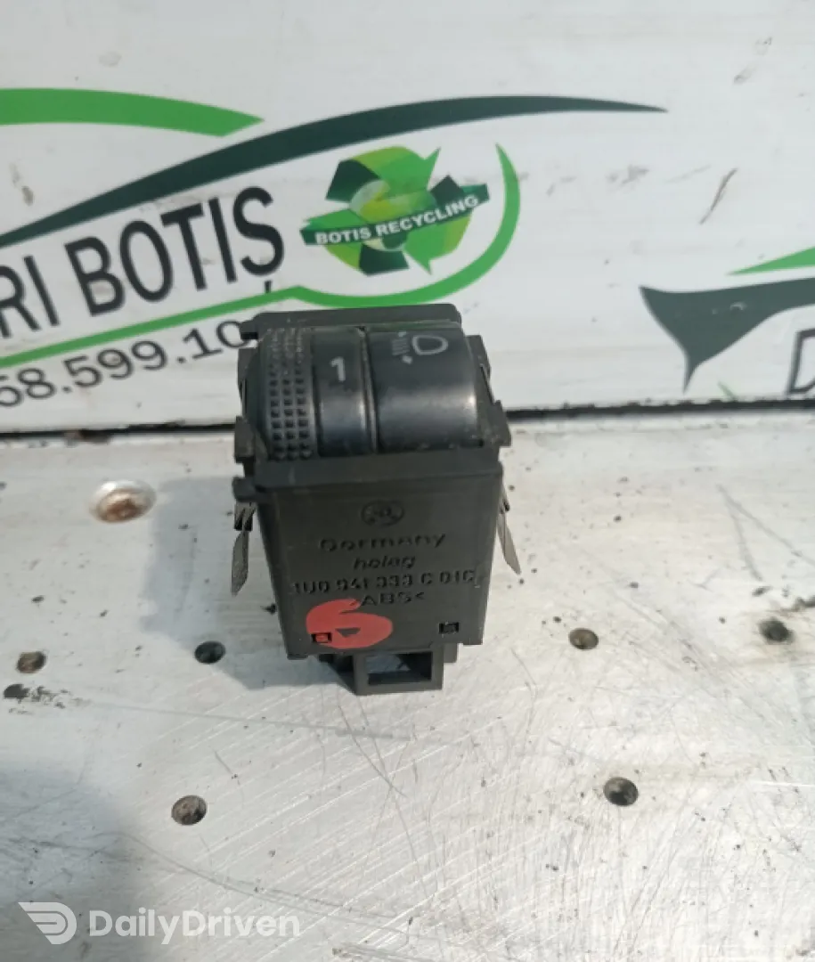Buton reglaj faruri Skoda Octavia  [1996 - 2000] Liftback 5-usi 1.9 TDI MT (110 hp)