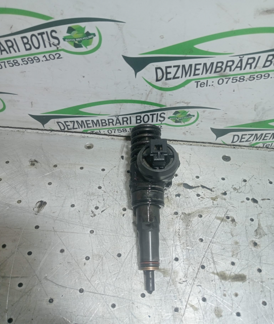 Injector Motorina Bosch 038 130 073 bn/CS Volkswagen VW Bora  [1998 - 2005]