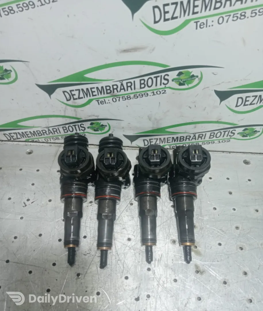 Injector Motorina Bosch 038 130 073 aa/AT Volkswagen VW Passat B5.5 [facelift] [2000 - 2005] Sedan 1.9 TDI 5MT (131 hp)