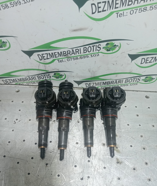 Injector Motorina Bosch 038 130 073 aa/AT Volkswagen VW Passat B5.5 [facelift] [2000 - 2005] Sedan 1.9 TDI 5MT (131 hp)