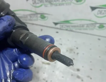 Injector Motorina Bosch 038 130 073 aq/CA Volkswagen VW Golf 4 [1997 - 2006]