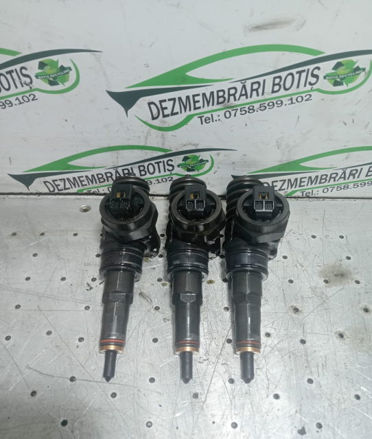 Injector Motorina Bosch 038 130 073 p_/AQ Audi A4 B5 [facelift] [2000 - 2001]