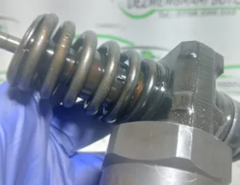 Injector Motorina Bosch 038 130 073 p_/AQ Audi A4 B5 [facelift] [2000 - 2001]