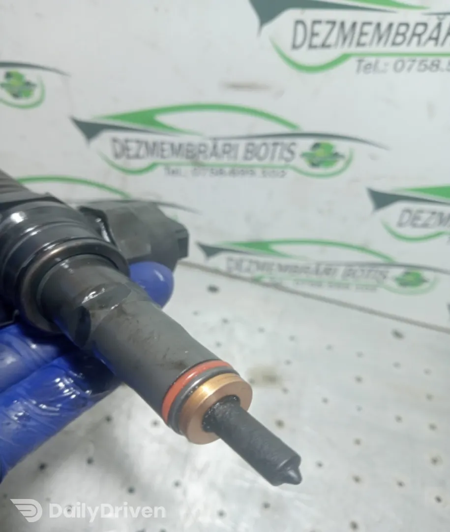 Injector Motorina Bosch 038 130 073 p_/AQ Audi A6 4B/C5 [facelift] [2001 - 2004]