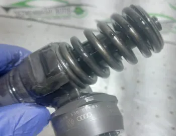 Injector Motorina Bosch 038 130 073 bx/__ Skoda Octavia  [facelift] [2000 - 2010]