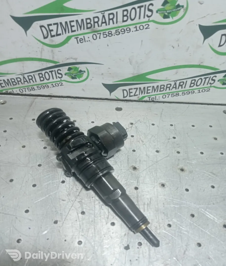 Injector Motorina Bosch 038 130 073 j_/R_ Audi A6 4B/C5 [facelift] [2001 - 2004]