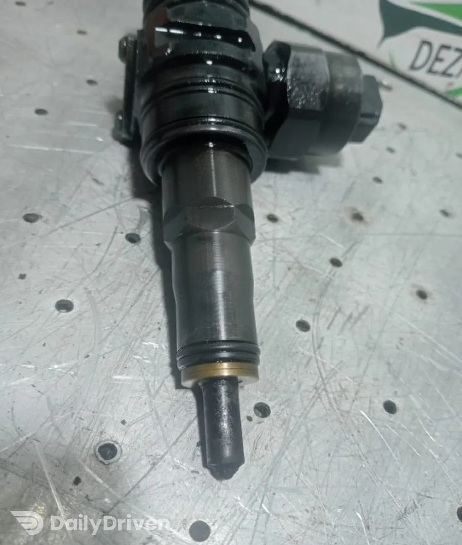 Injector Motorina Bosch 038 130 073 j_/R_ Skoda Octavia  [facelift] [2000 - 2010]