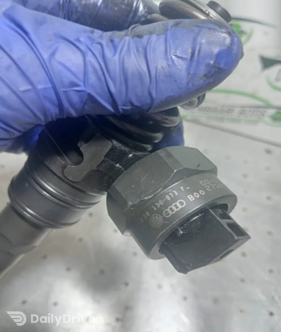 Injector motorina Bosch 038 130 073 F_ Audi A6 4B/C5 [facelift] [2001 - 2004]