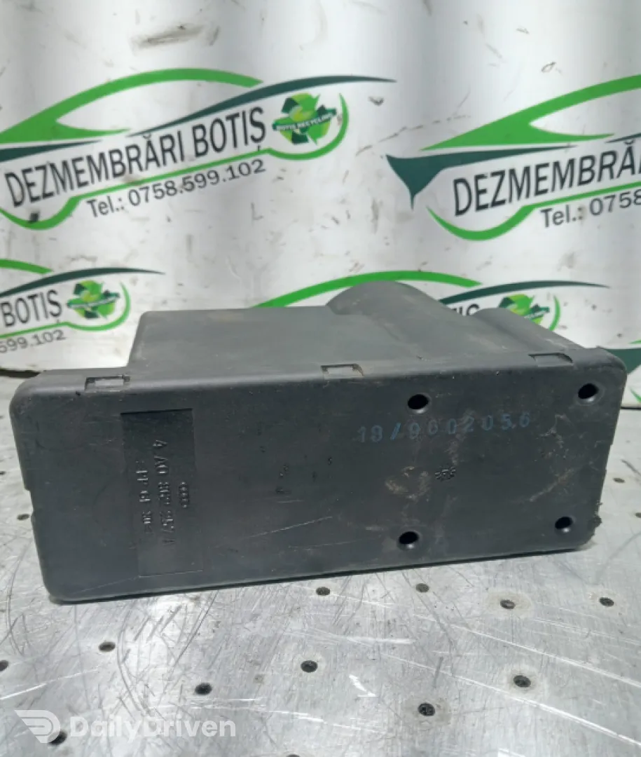 Pompa vacuum inchidere 4 A0 862 257 A Audi 80 8C/B4 [1991 - 1996] Sedan 1.9 TDI MT (90 hp)
