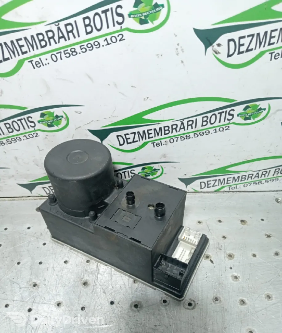 Pompa vacuum inchidere 8L0 862 257 K Audi A4 B5 [facelift] [2000 - 2001]
