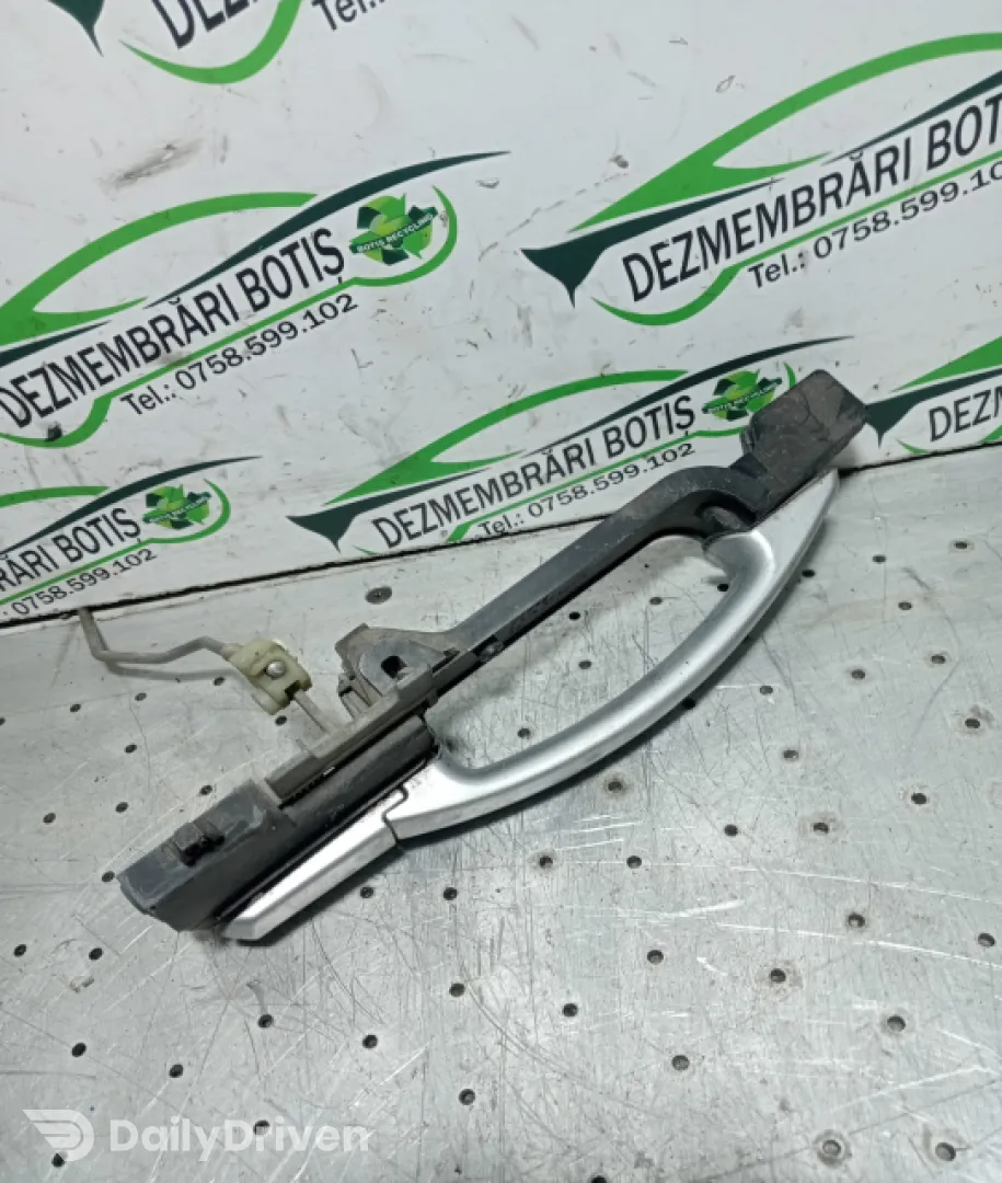Maner deschidere din exterior usa fata dreapta Ford Mondeo 3 [2000 - 2003] wagon 2.0 Di MT (115 hp)