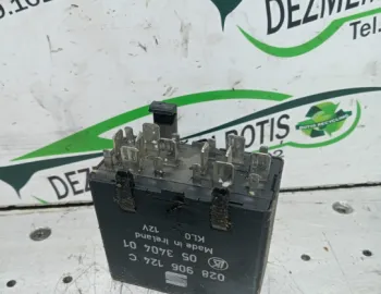 Releu 028 906 124 C Volkswagen VW Caddy 2 [1995 - 2004] Pickup 1.9 D MT (64 hp)