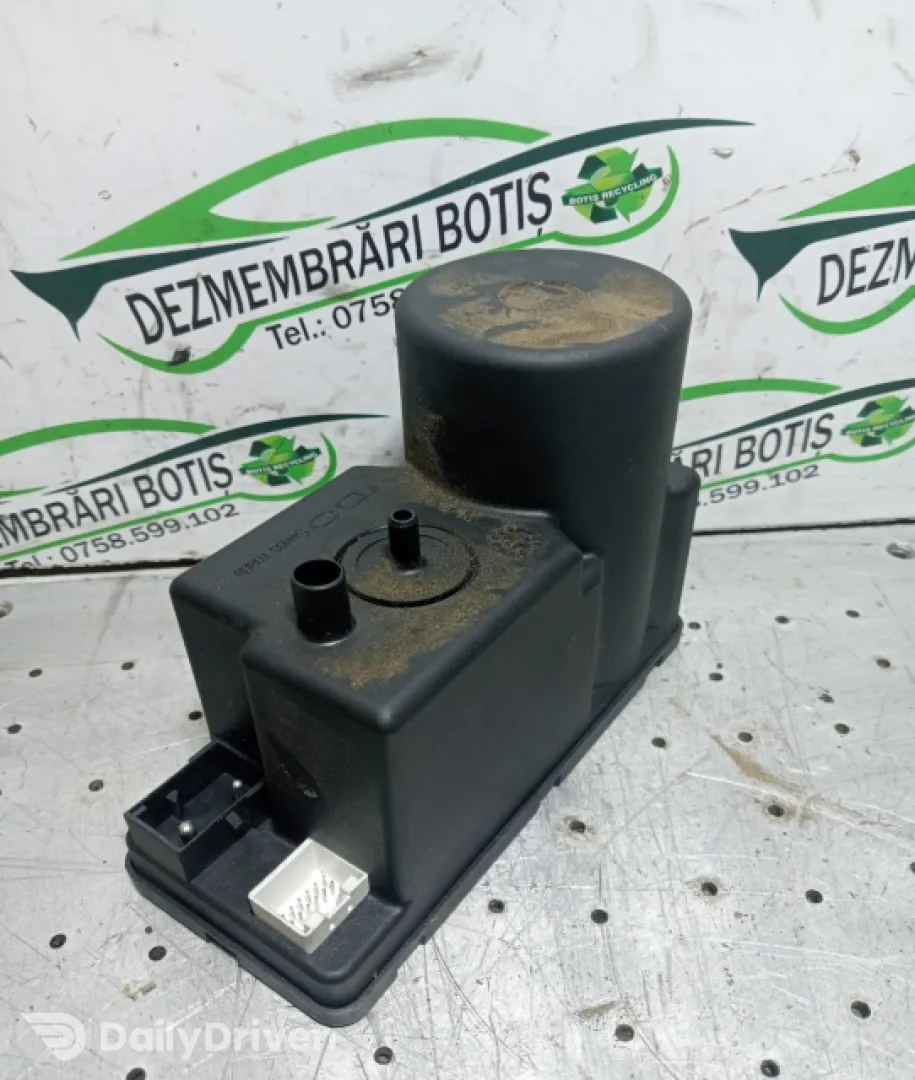 Pompa vacuum inchidere 4A0 862 257 A Audi A4 B5 [1994 - 1999] Sedan 1.9 TDI MT (90 hp)