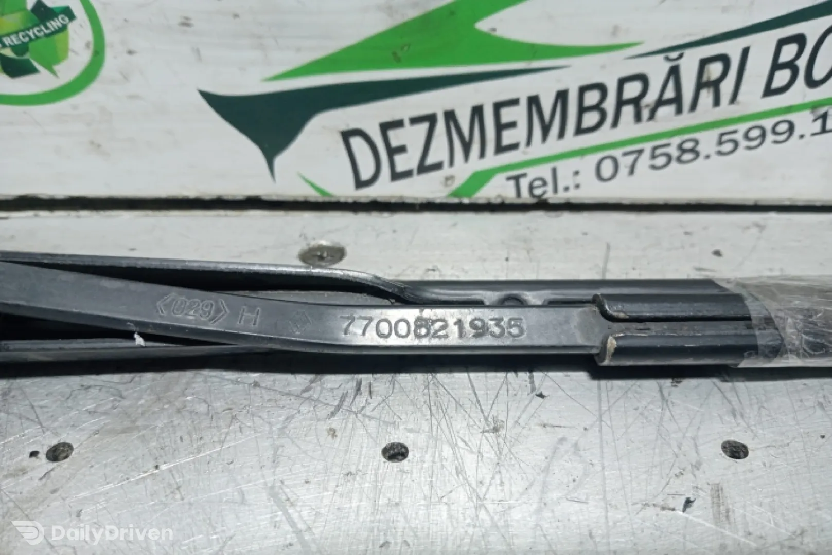 Brat stergator stanga Renault Laguna 2 [2001 - 2005] Grandtour wagon 1.6 MT (110 hp)