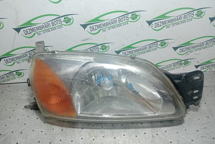 Far dreapta Ford Fiesta 4 [1996 - 2000] Hatchback 5-usi 1.8 D MT (59 hp)