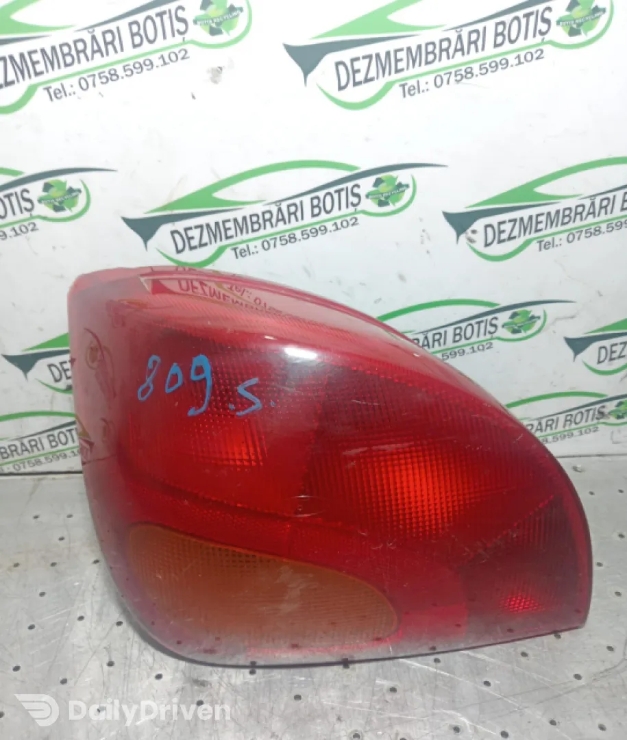 Lampa / Tripla stop stanga pe aripa Ford Fiesta 4 [1996 - 2000] Hatchback 5-usi 1.8 D MT (59 hp)