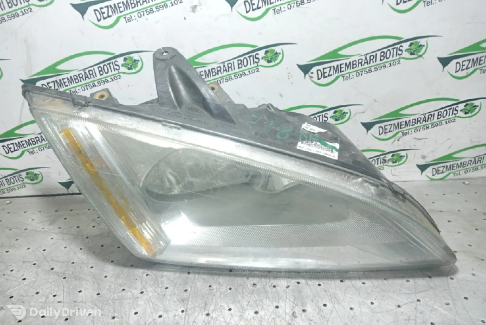 Far dreapta Ford Focus 2 [2004 - 2008] wagon 5-usi 1.6 TDCi MT (109 hp)