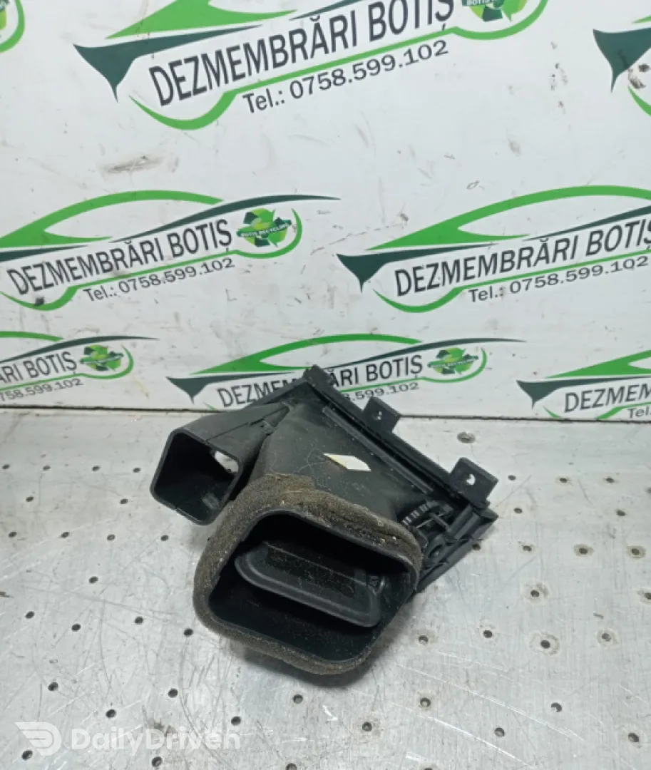 Grila ventilatie bord stanga BMW Seria 3 E46 [1997 - 2003] Compact hatchback 318ti MT (143 hp)