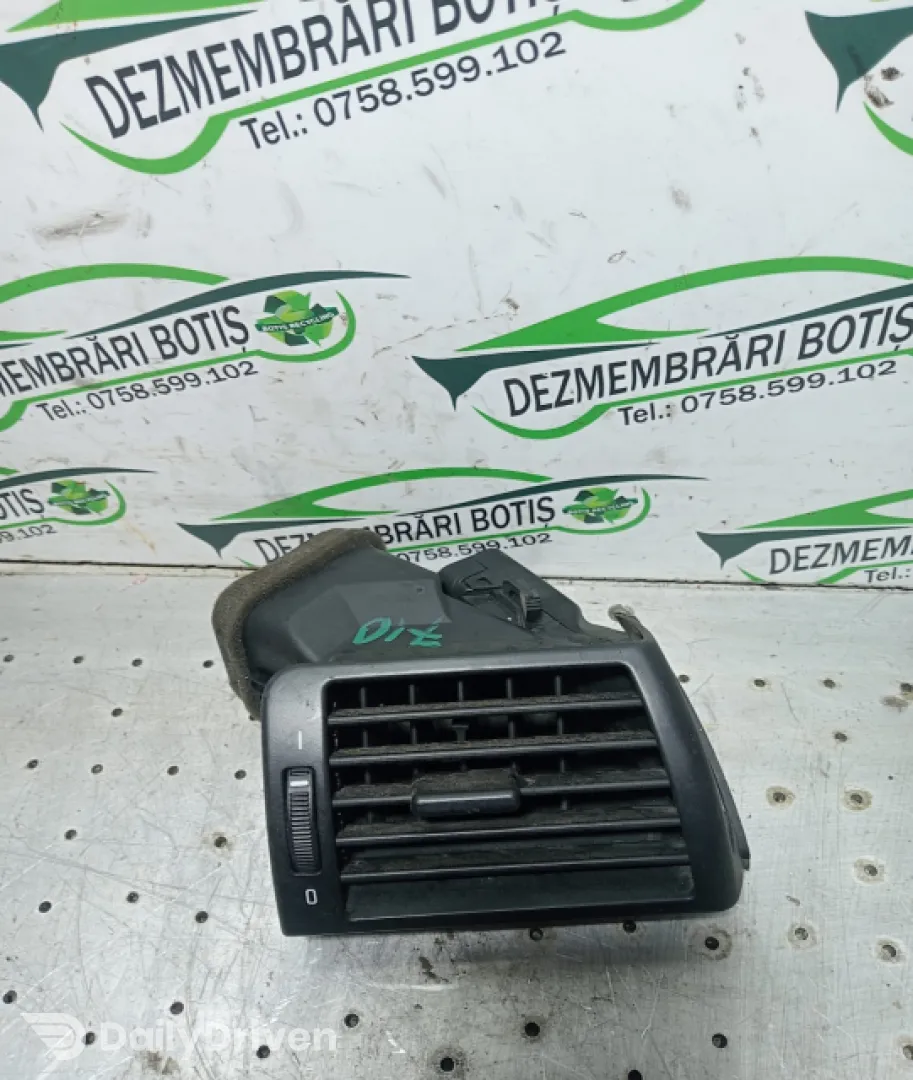 Grila ventilatie bord dreapta BMW Seria 3 E46 [1997 - 2003] Compact hatchback 318ti MT (143 hp)