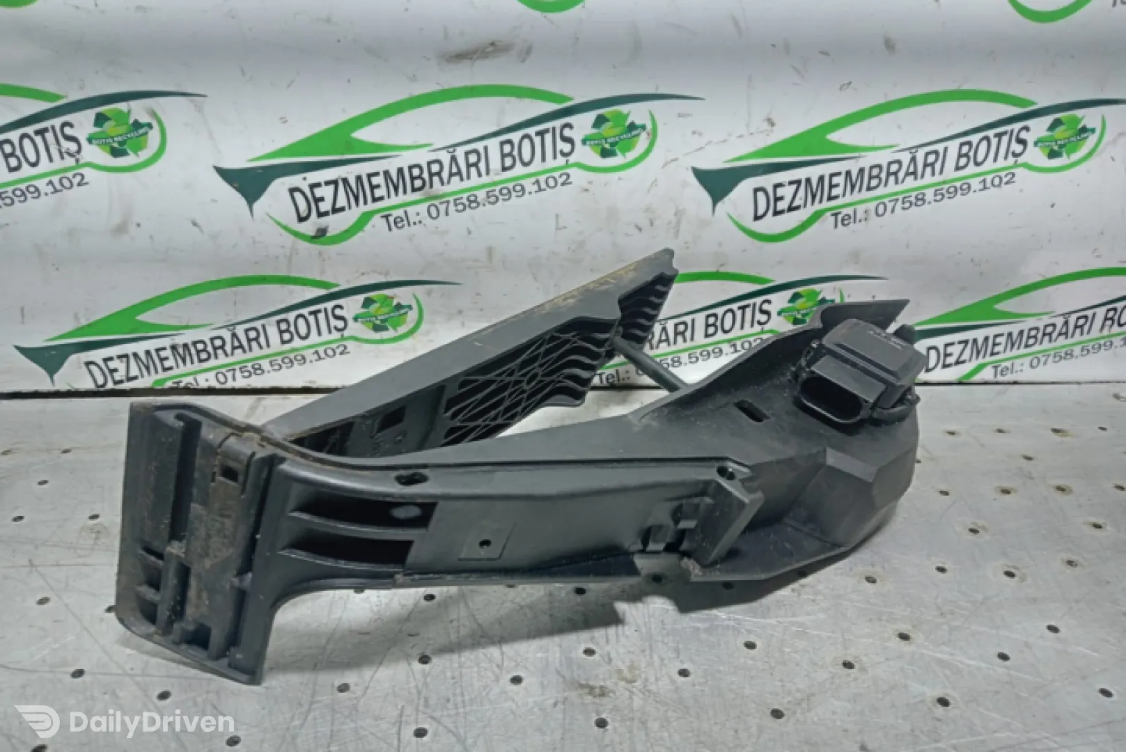 Pedala acceleratie BMW Seria 3 E46 [1997 - 2003] Compact hatchback 318ti MT (143 hp)