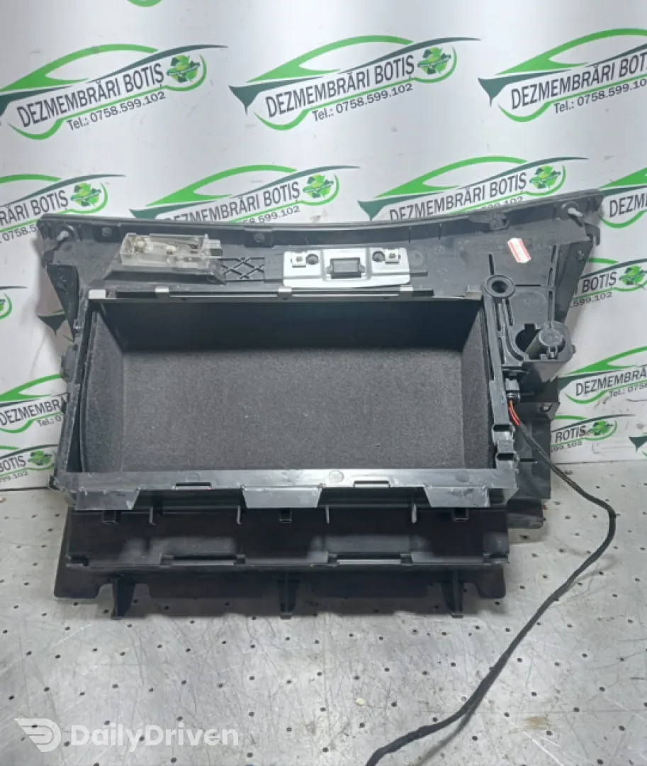 Torpedou BMW Seria 3 E46 [1997 - 2003] Compact hatchback 318ti MT (143 hp)