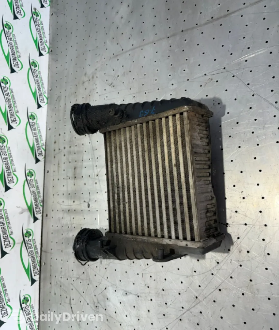 Intercooler Volkswagen VW Passat B5.5 [facelift] [2000 - 2005] Sedan