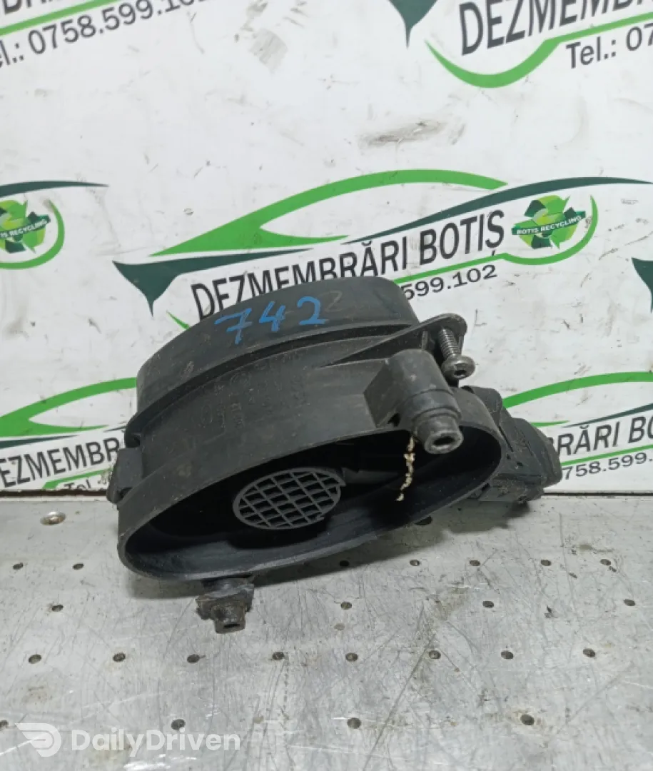 Debitmetru aer 0 928 400 468 BMW Seria 5 E39 [facelift] [2000 - 2004] Sedan 525d MT (163 hp)
