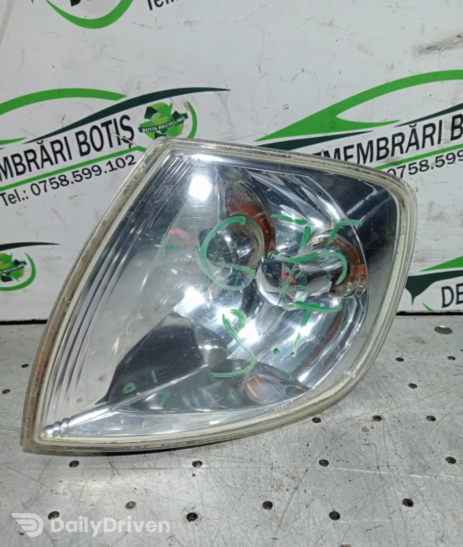 Lampa semnalizare fata stanga Volkswagen VW Polo 3 6N [1994 - 2001] Hatchback 5-usi 1.4 MT (60 hp)