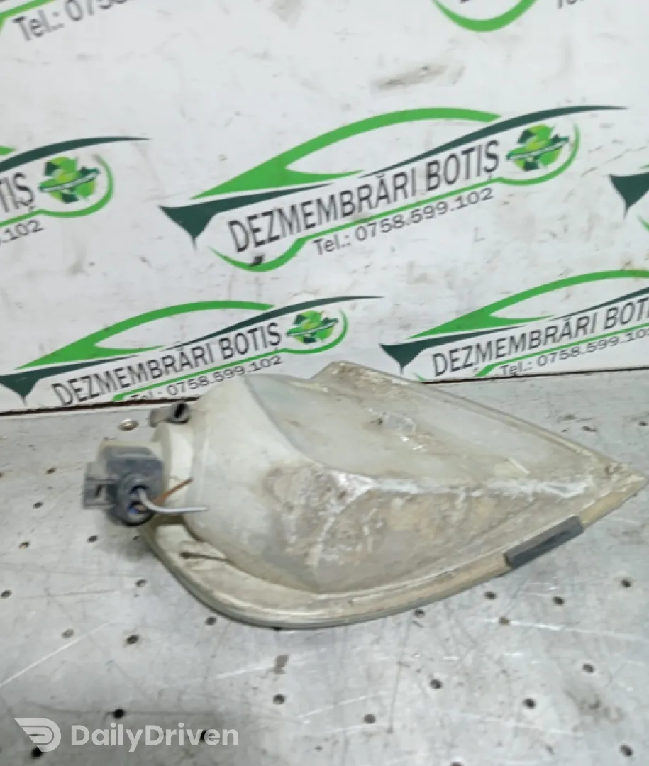 Lampa semnalizare fata stanga Volkswagen VW Polo 3 6N [1994 - 2001] Hatchback 5-usi 1.4 MT (60 hp)