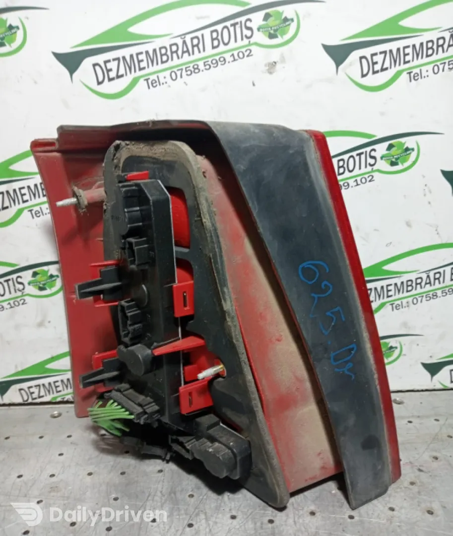 Lampa / Tripla stop dreapta pe aripa Volkswagen VW Golf 4 [1997 - 2006] wagon 1.6 16v AT (102 hp)
