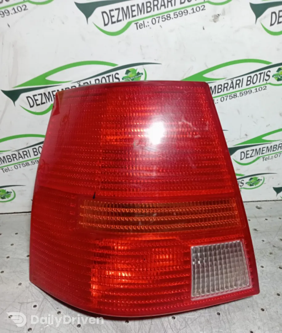 Lampa / Tripla stop stanga pe aripa Volkswagen VW Golf 4 [1997 - 2006] wagon 1.6 16v AT (102 hp)