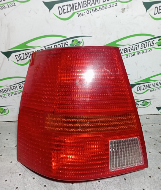 Lampa / Tripla stop stanga pe aripa Volkswagen VW Golf 4 [1997 - 2006] wagon 1.6 16v AT (102 hp)