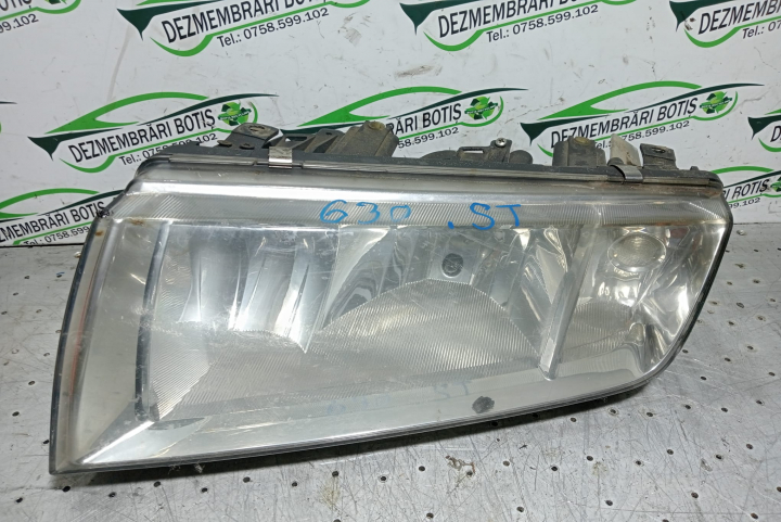 Far stanga Skoda Fabia 6Y [1999 - 2004] Combi wagon 5-usi 1.4 MT (75 hp)