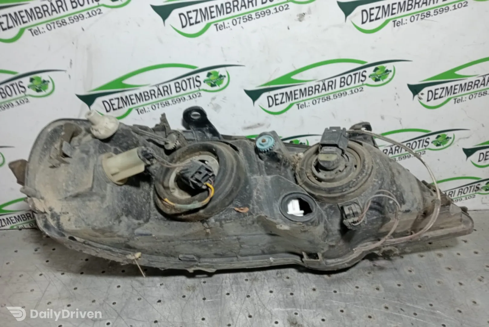 Far stanga Opel Astra G [1998 - 2009] Hatchback 5-usi 1.4 MT (90 hp)