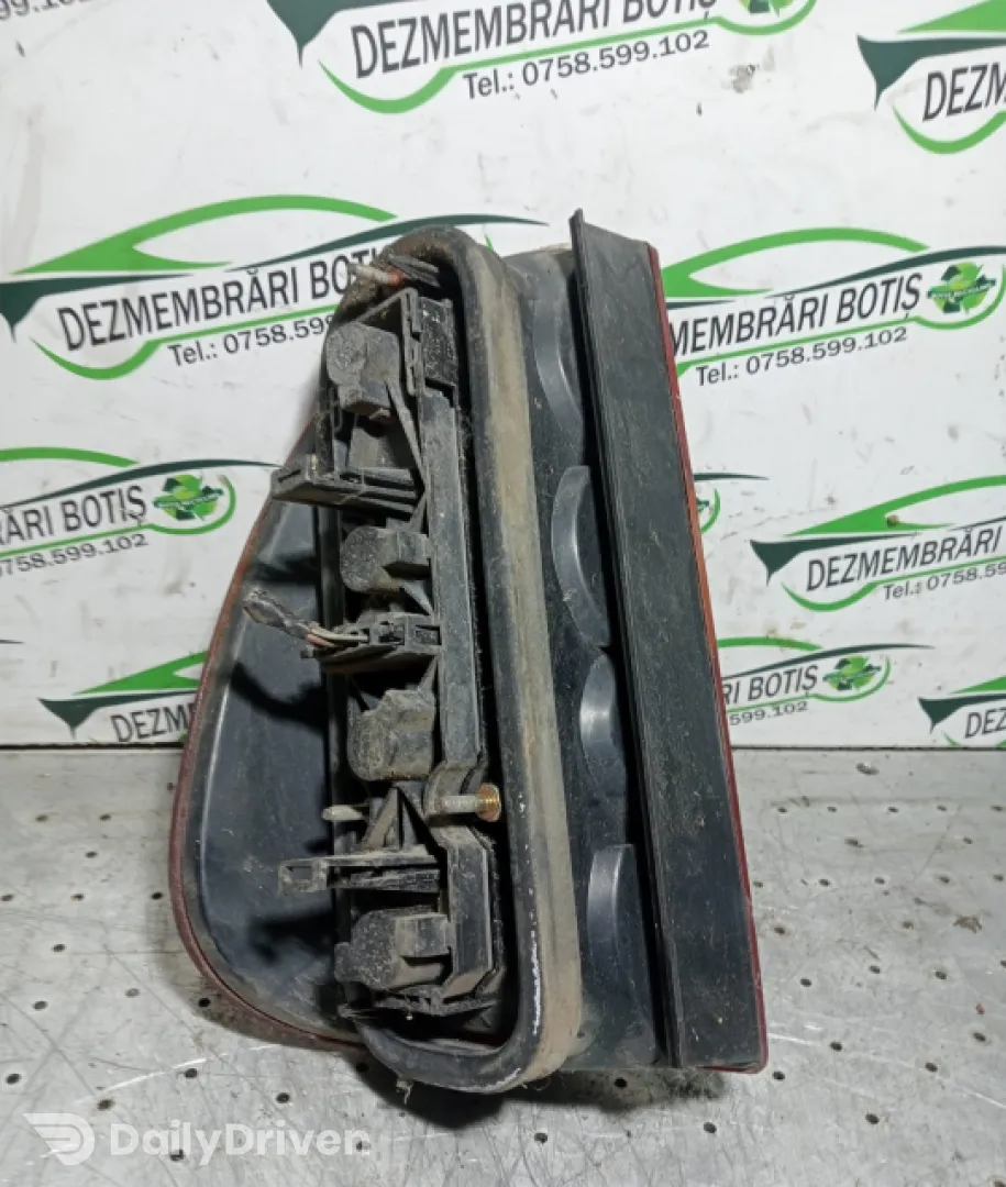 Lampa / Tripla stop dreapta pe aripa Volkswagen VW Caddy 2 [1995 - 2004] Pickup 1.9 D MT (64 hp)