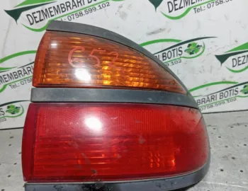 Lampa / Tripla stop dreapta pe aripa Renault Laguna  [facelift] [1998 - 2001] Liftback 1.9 DCi MT (110 hp)