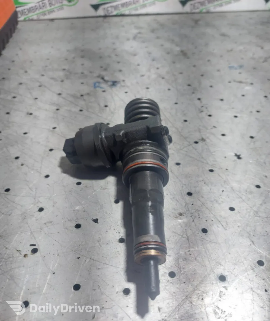 Injector motorina 038 130 073 ak/BD Volkswagen VW Sharan  [facelift] [2000 - 2003] Minivan 1.9 TDI MT (115 hp)