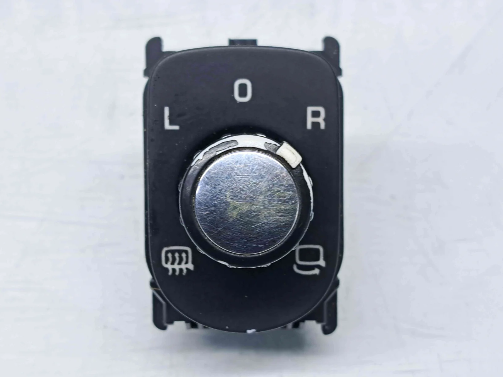 Buton reglaj oglinzi Volkswagen VW Touareg generatia 1 7L [2002 - 2007] Crossover 2.5 TDI MT (174 hp)