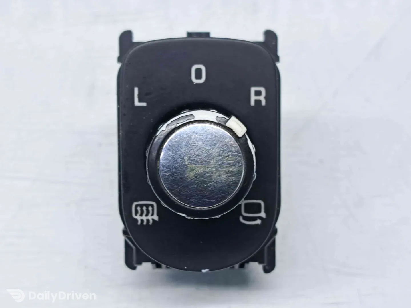 Buton reglaj oglinzi Volkswagen VW Touareg generatia 1 7L [2002 - 2007] Crossover 2.5 TDI MT (174 hp)