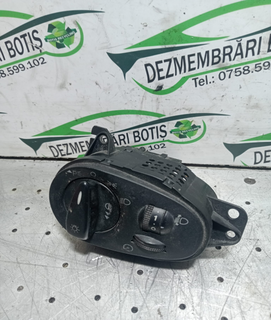 Comutator faruri Ford Focus  [1998 - 2004] Hatchback 3-usi 1.6 MT (101 hp)