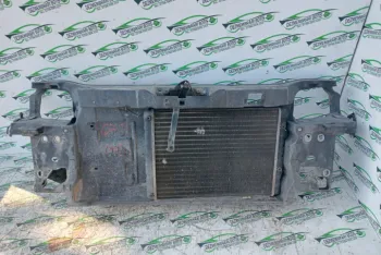 Trager / Calandru + Radiator Apa Volkswagen VW Polo 3 6N [1994 - 2001] Hatchback 5-usi 1.4 MT (60 hp)