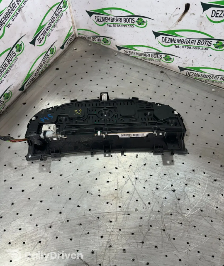 Ceasuri bord Opel Vectra C [2002 - 2005] Sedan 4-usi 1.8 MT (122 hp)