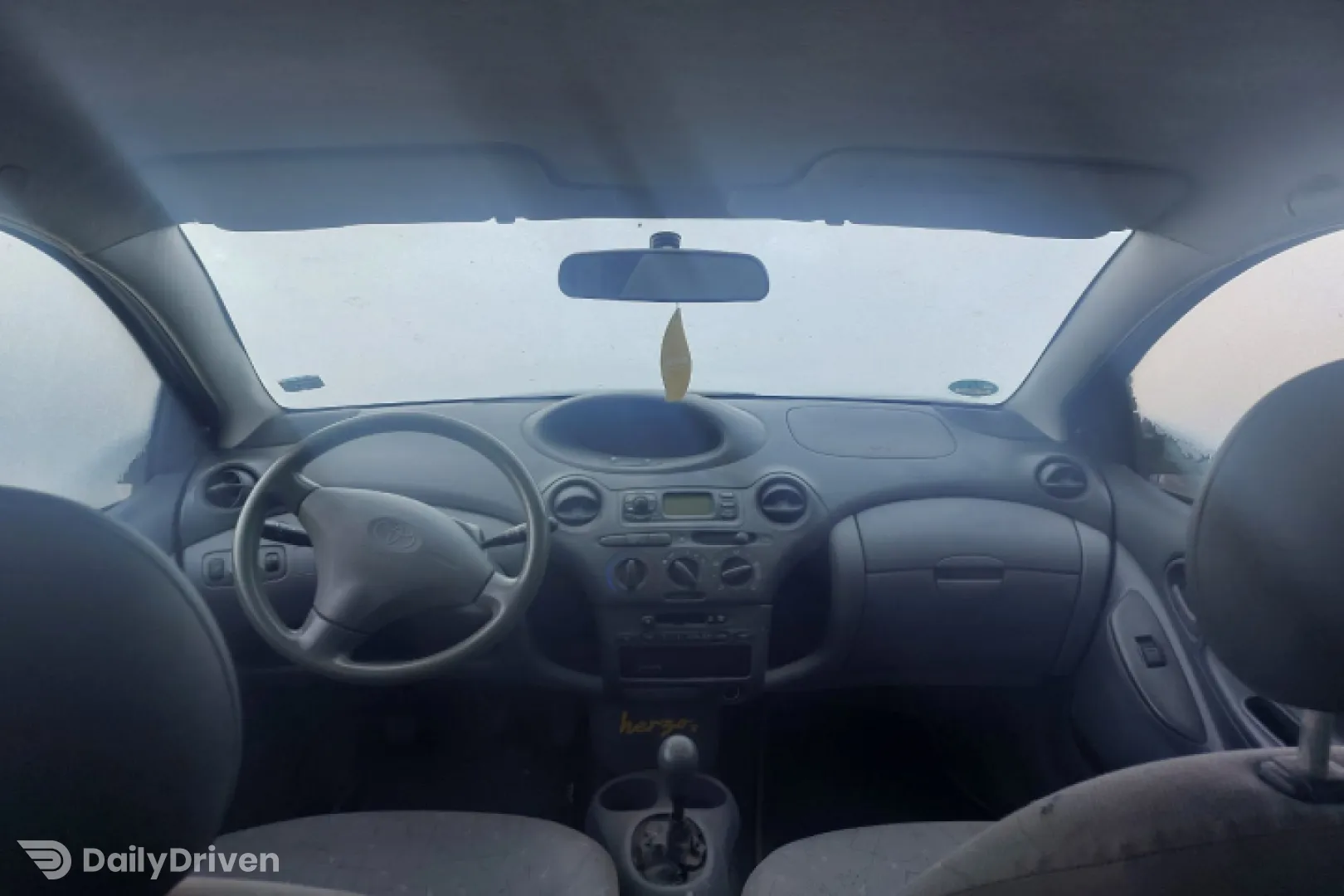 Geam usa spate stanga Toyota Yaris P1 [1999 - 2003] Hatchback 5-usi 1.0 MT (68 hp)