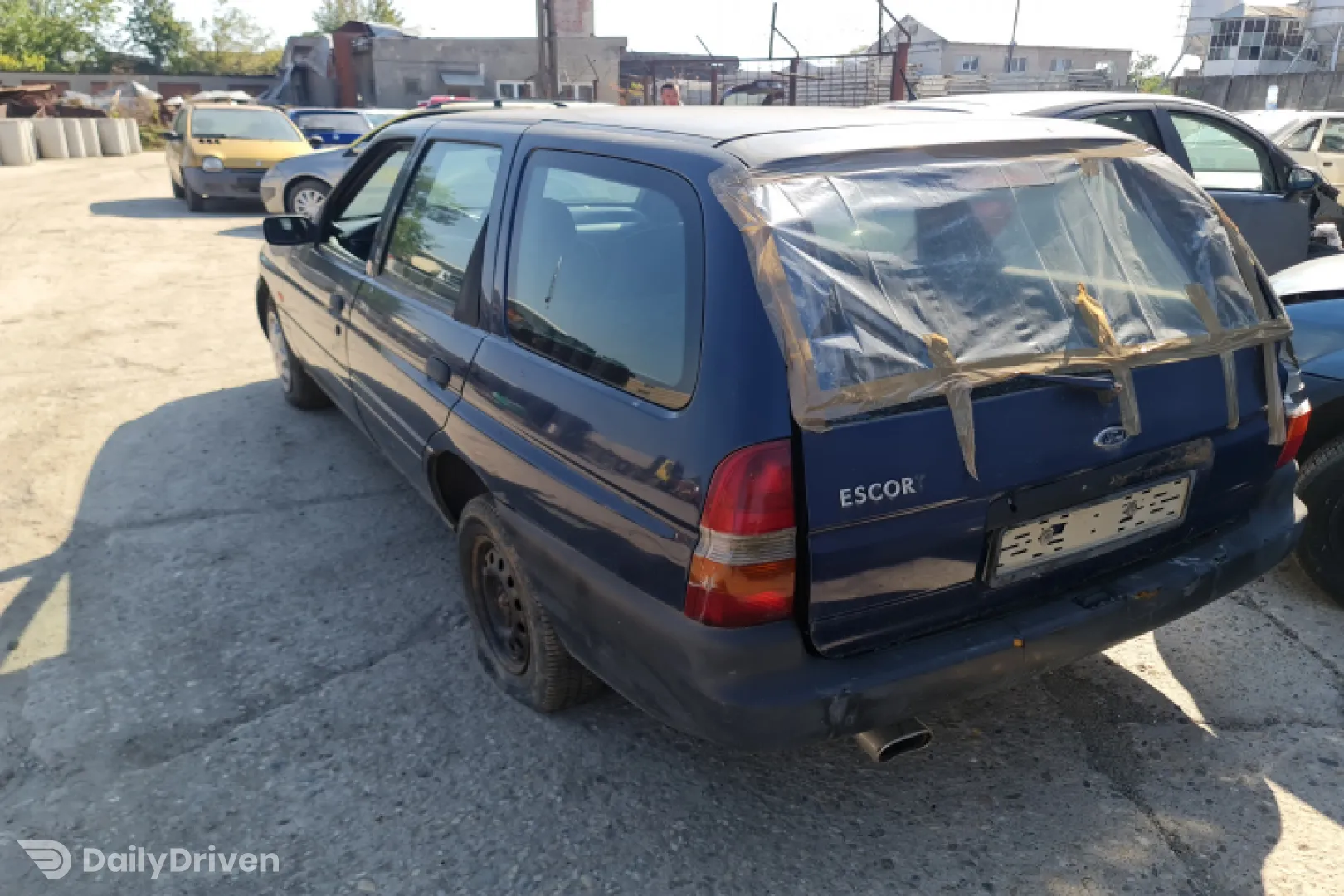 Dezmembram Ford Escort 6 [1995 - 2000] Sedan 1.3 MT (60 hp)