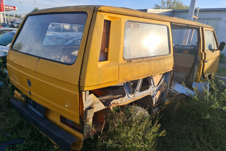 Dezmembram Volkswagen VW Transporter T3 [1979 - 1982] Minivan 1.6 MT (50 hp)