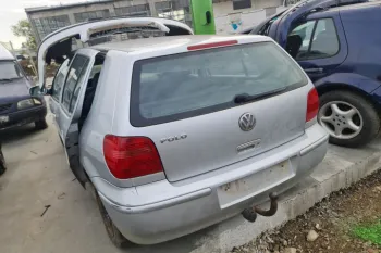 Dezmembram Volkswagen VW Polo 3 6N [facelift] [2000 - 2002] Hatchback 5-usi 1.4 16V MT (75 hp)